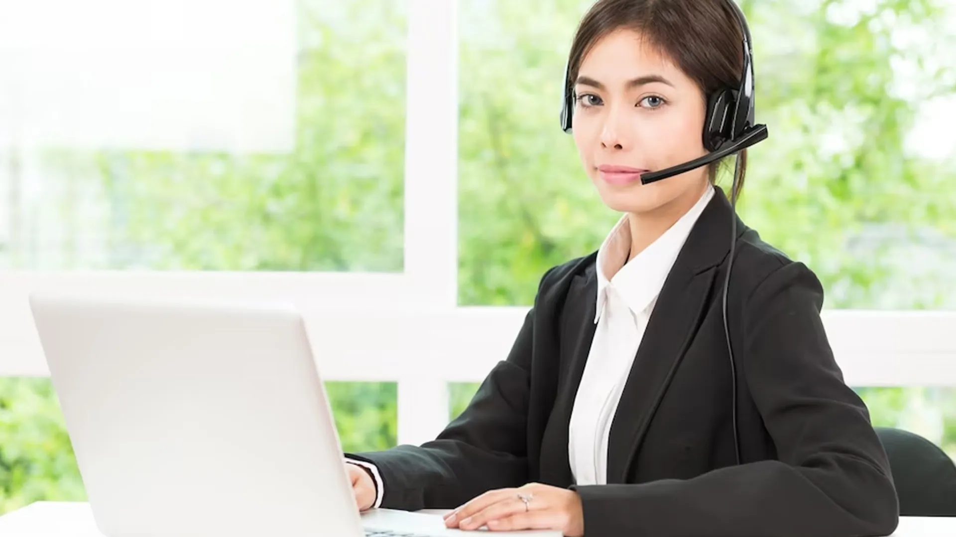 Hình ảnh hỗ trợ khách hàng i9bet141